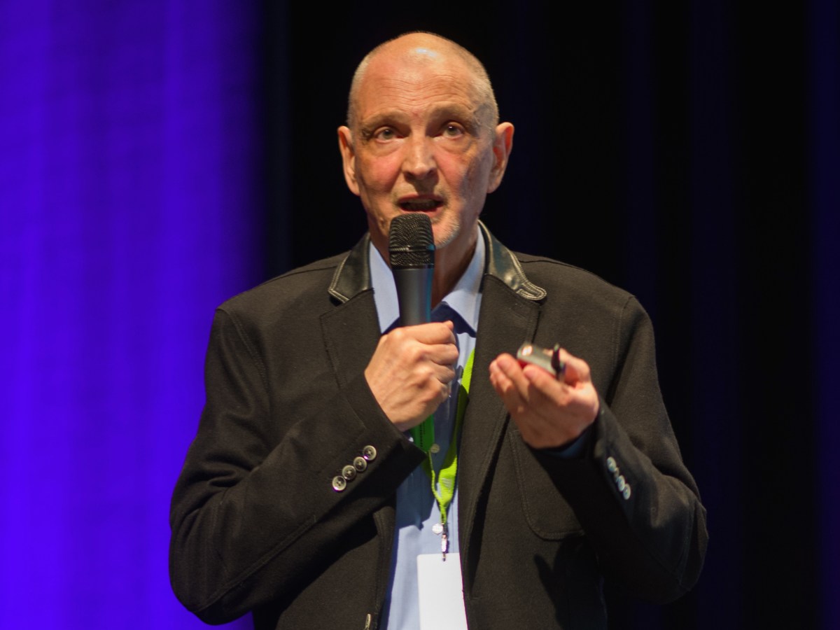 Conférence \ »Apprivoiser les écrans et grandir\ »